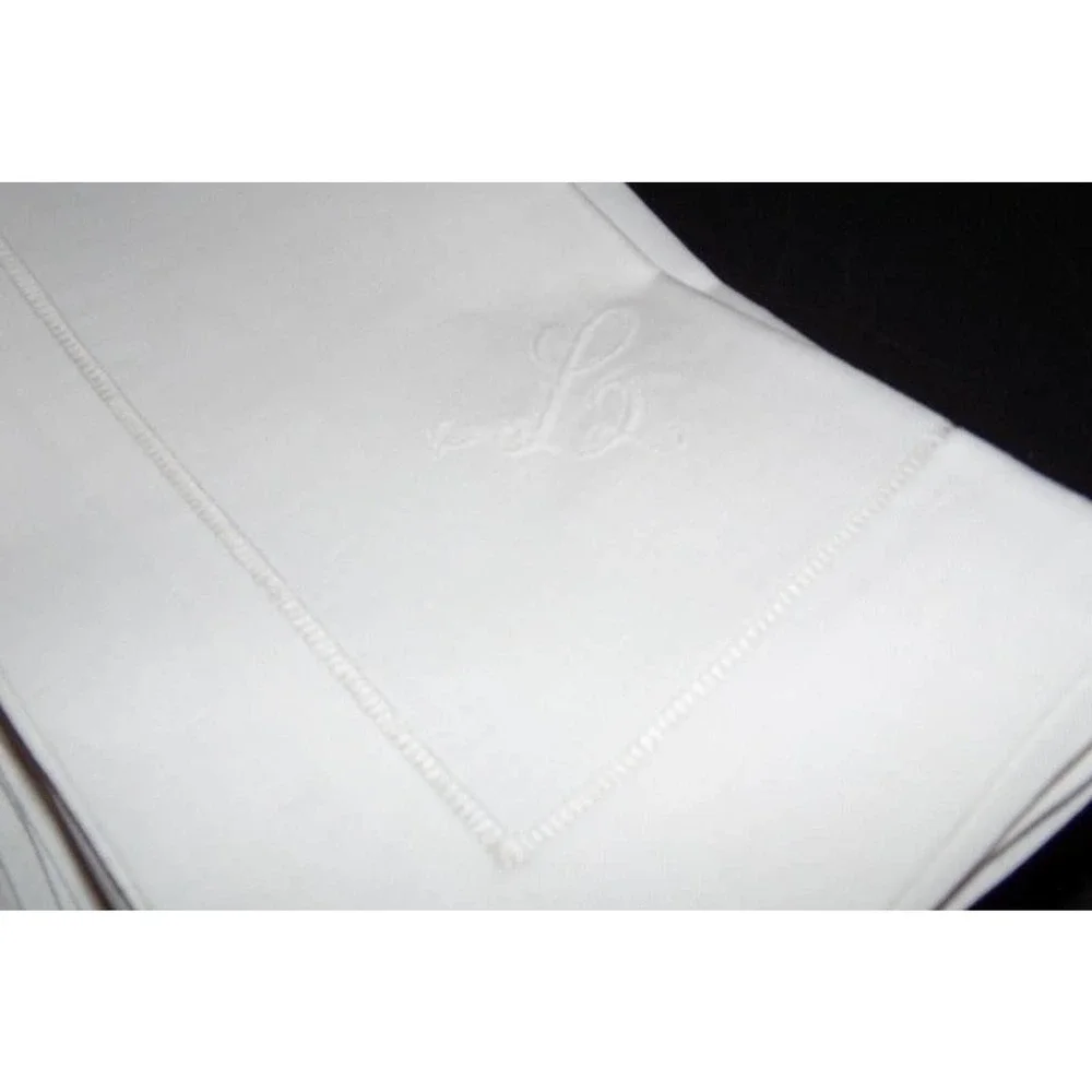 12 PC EMBROIDERY CURSIVE L CLOTH NAPKINS - Picture 4 of 7